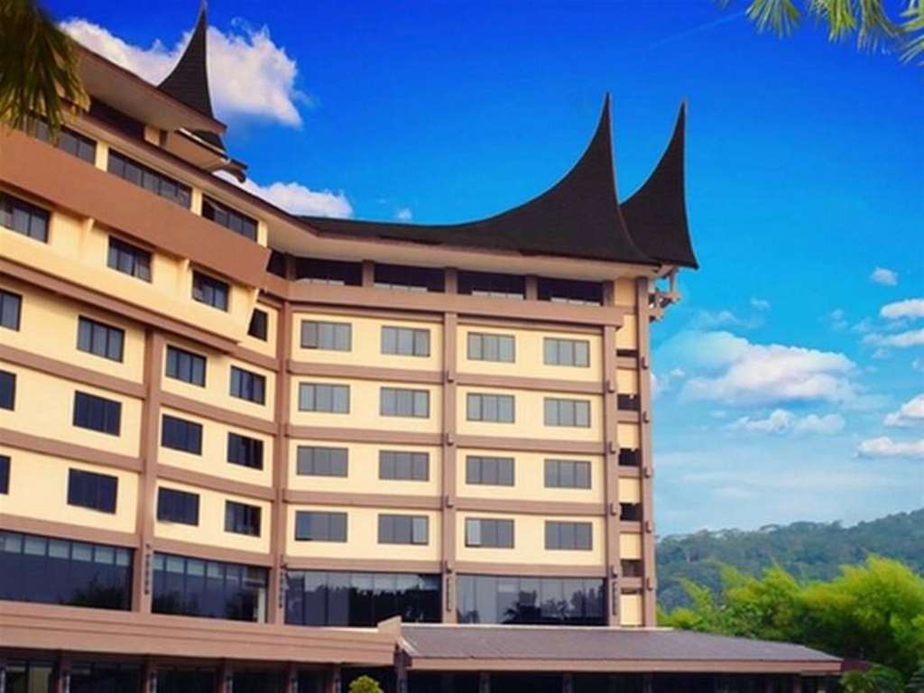 Kyriad Hotel Bumiminang パダン エクステリア 写真