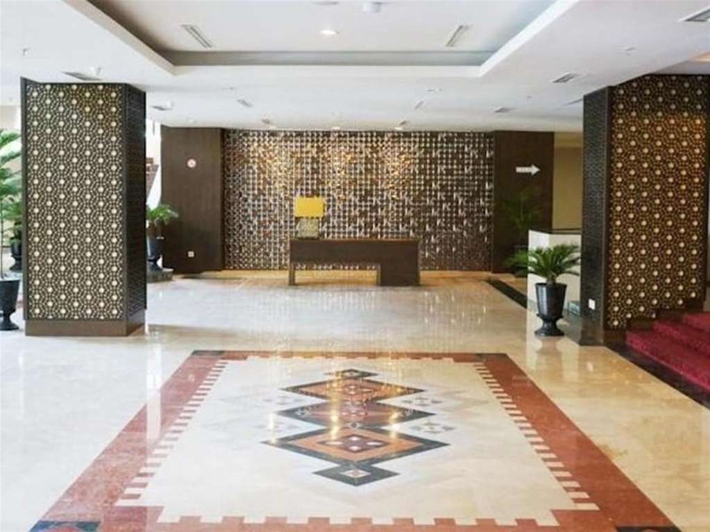 Kyriad Hotel Bumiminang パダン インテリア 写真